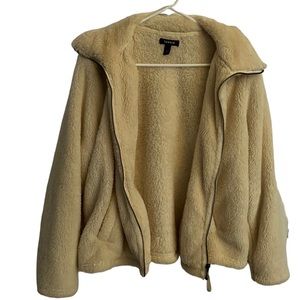 Teddy bear cream colored jacket, Torrid brand size 00 (straight size 10)